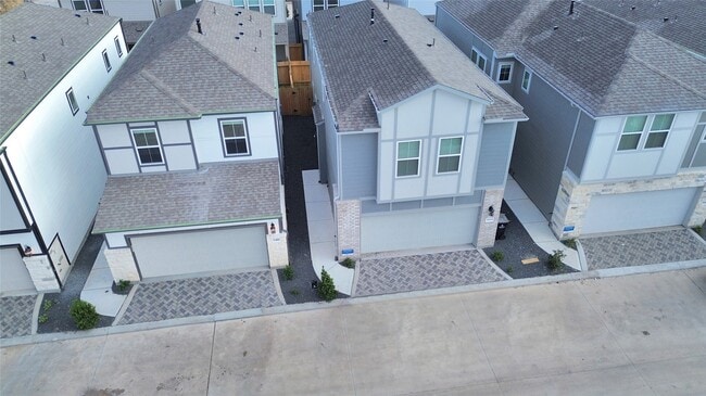Building Photo - 8414 Rising Stream Dr