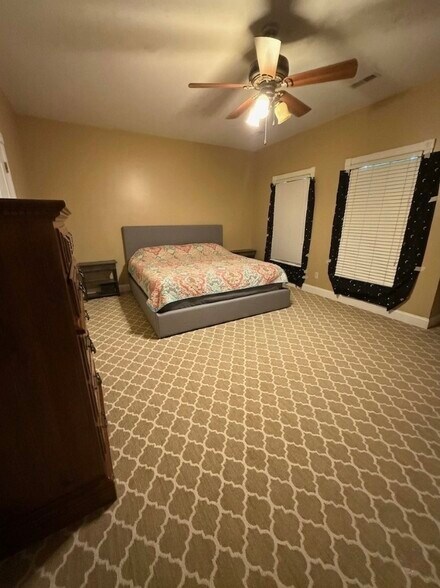 Building Photo - 581 Cedar Creek Rd