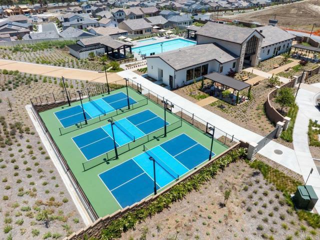 Building Photo - 12639 Elizabeth Wy