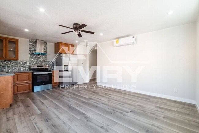 Building Photo - Available for rent in Lynwood 2 Bed 2 Bath...
