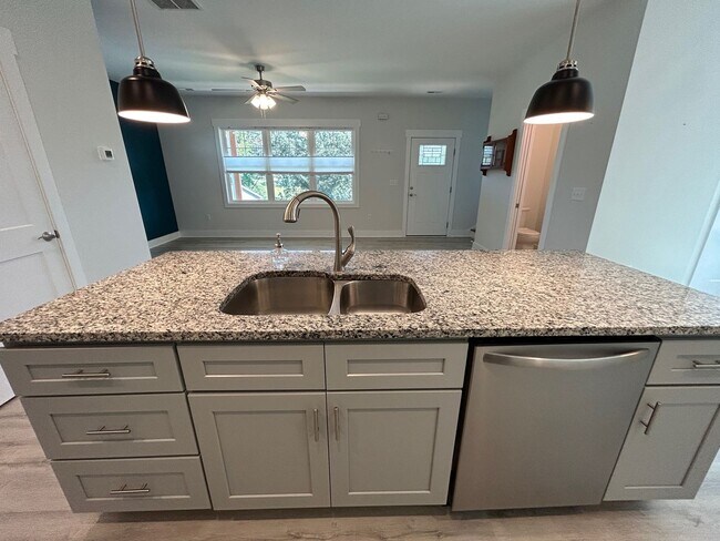 Building Photo - West AVL - 3/2 Contemporary Build Ready Now!