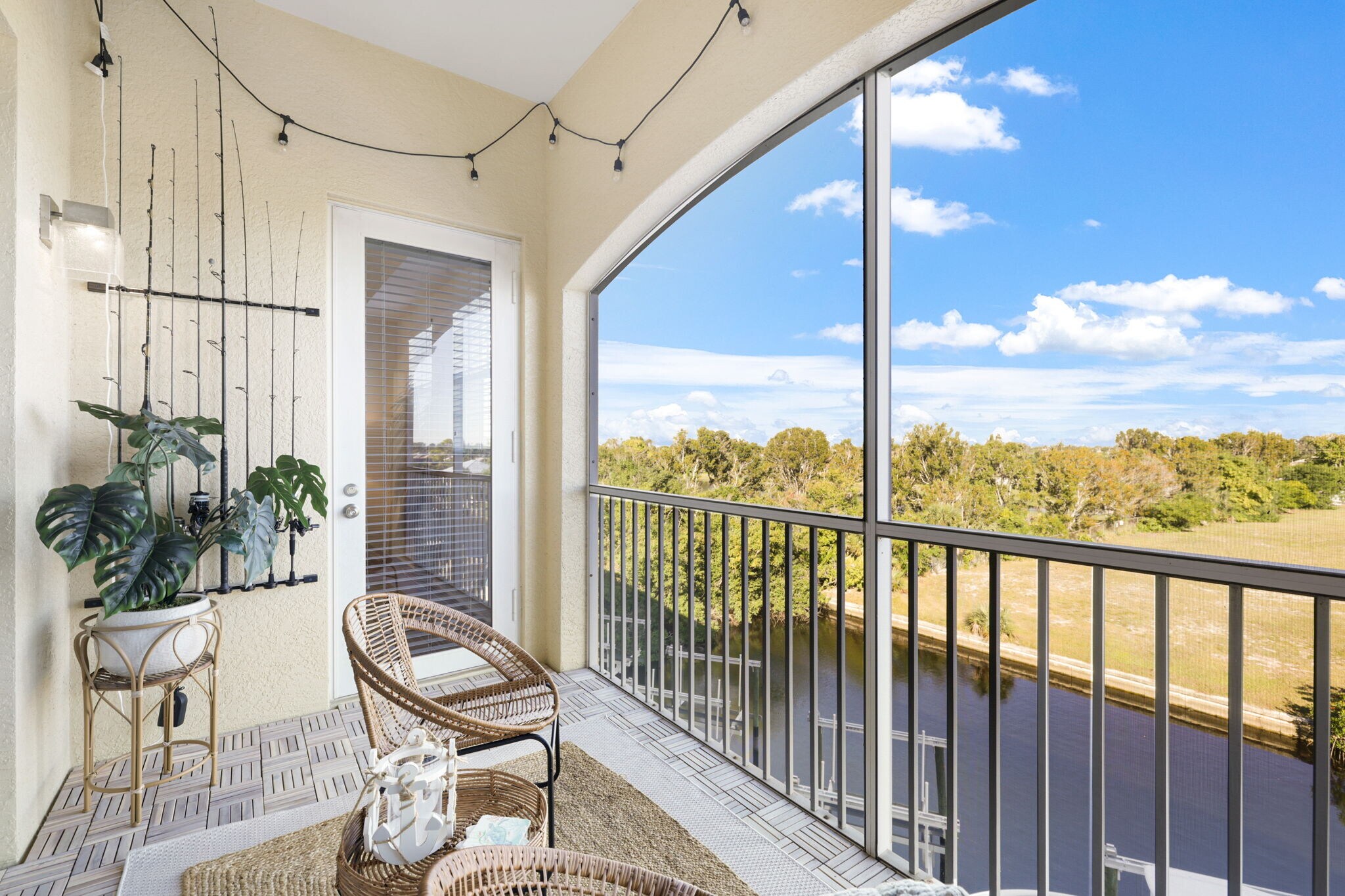 Building Photo - 1781 Four Mile Cove Pky