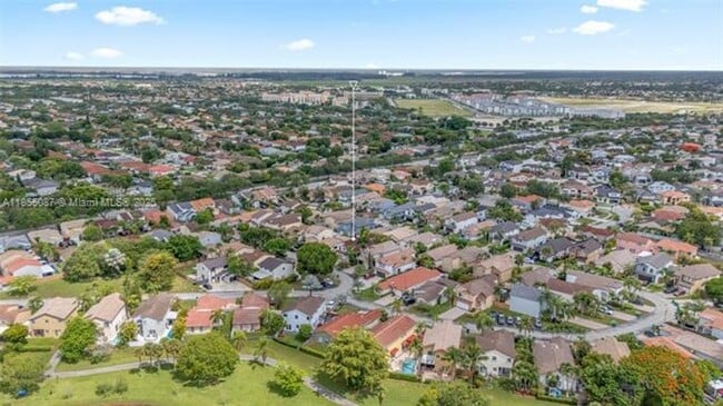 Building Photo - 15623 SW 100th Ln