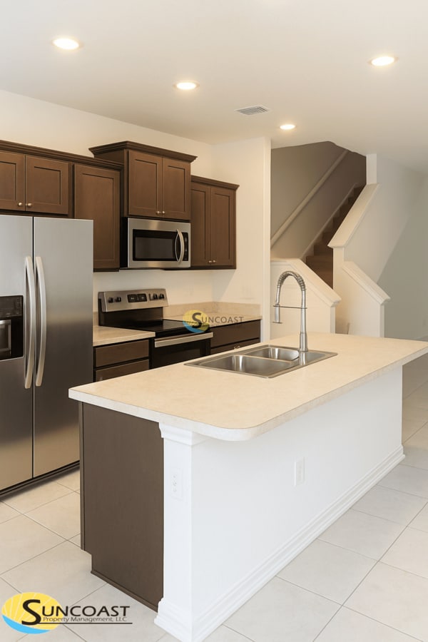 Building Photo - 8318 Zenith Cir