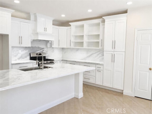 Building Photo - 7350 Legacy