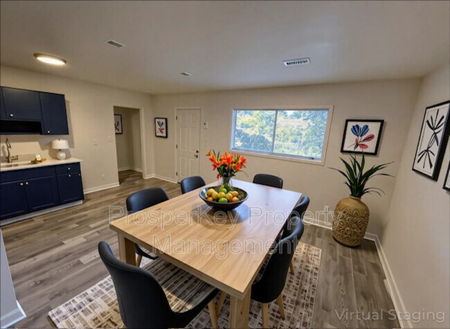 Building Photo - 1159 Tamarack Trail