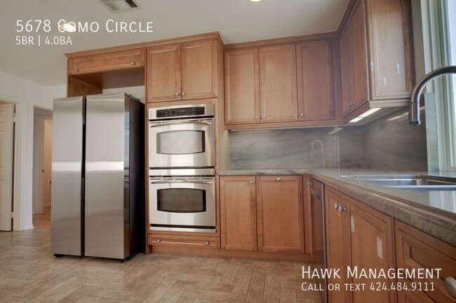Building Photo - 5678 Como Cir
