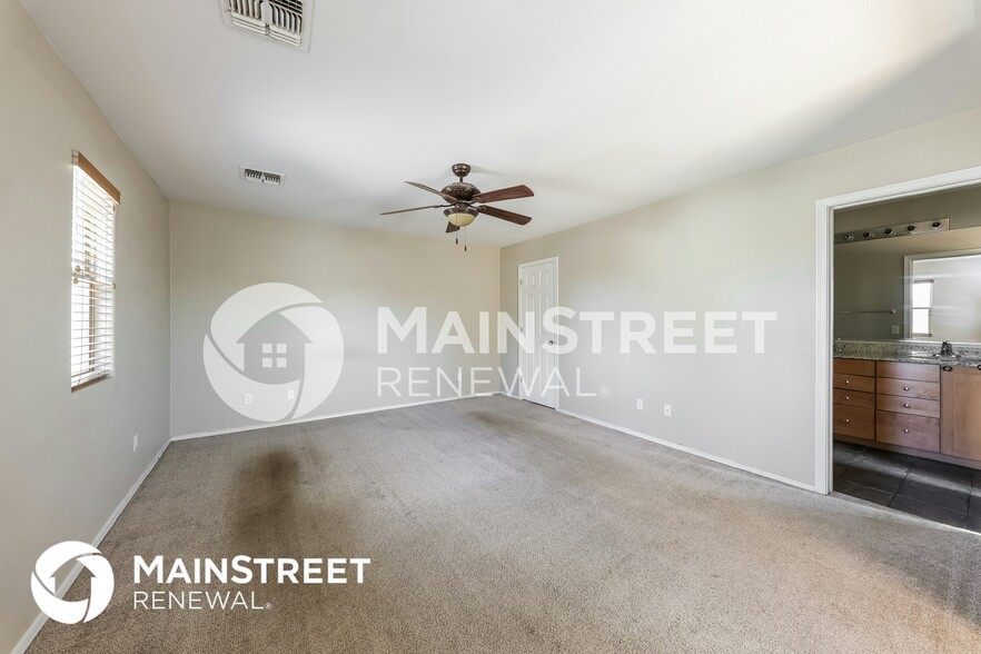 Building Photo - 17421 N 185th Dr