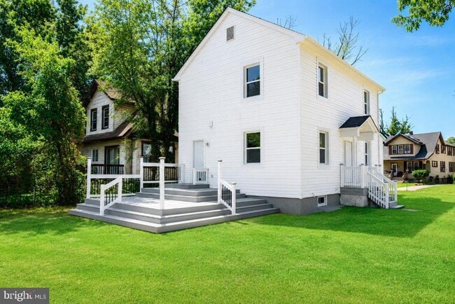 Building Photo - 5501 Craig Ave