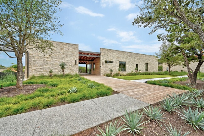 Building Photo - The Saint June