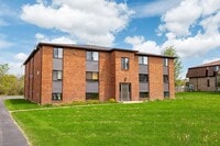 Building Photo - Maplewood Central