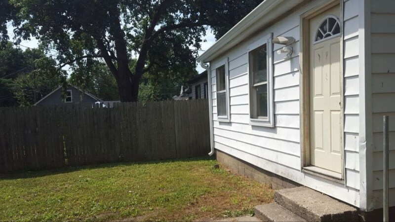 Building Photo - 2429 2nd Ave