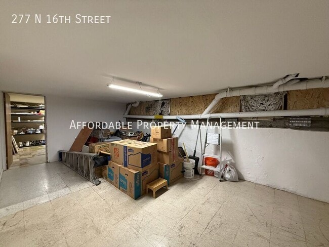 Building Photo - 277 N 16th St