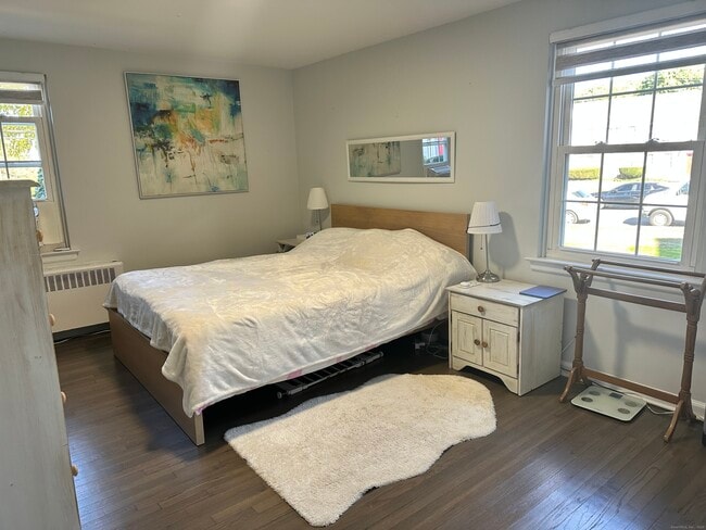 Building Photo - 16 Revere Dr