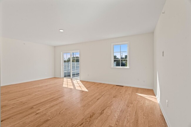 Building Photo - 2306 Palermo Dr