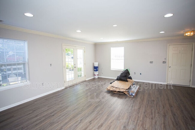 Building Photo - 102 Brandywine Dr