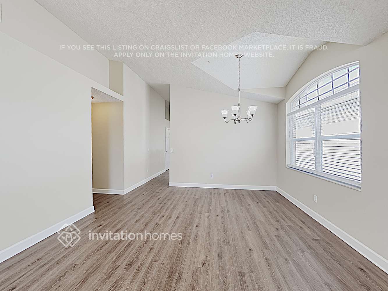 Building Photo - 12870 Maribou Cir