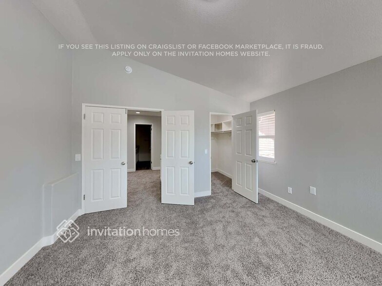 Building Photo - 4821 Laguna W Way