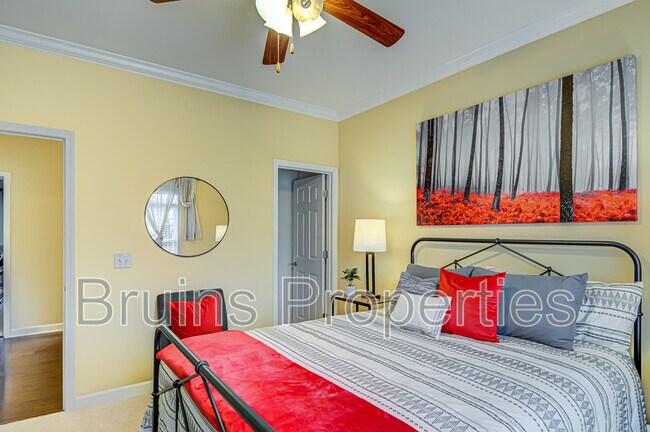 Building Photo - 4077 Cosway Ct