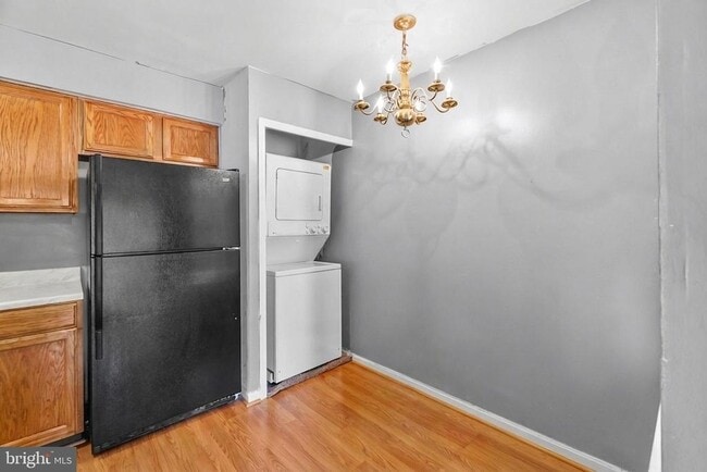 Building Photo - 8630 Beekman Pl