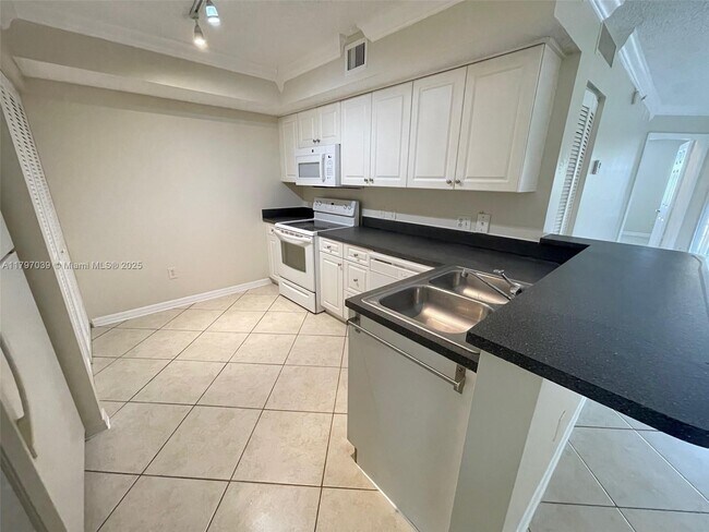 Building Photo - 155 NW 96th Terrace