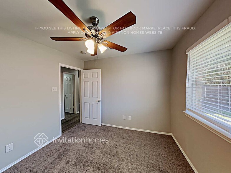 Building Photo - 3816 Sycamore Ln