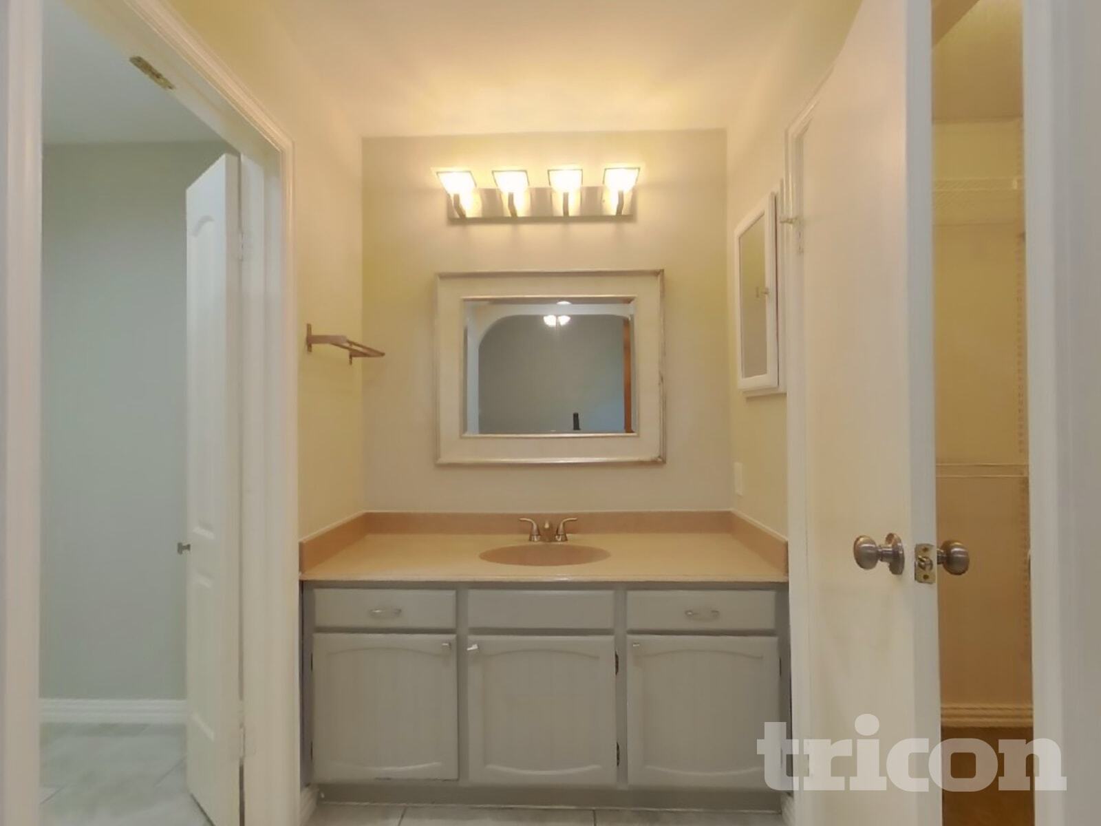 Building Photo - 1122 Heiden Ct