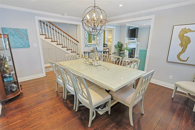 Building Photo - 2611 Avenue Q