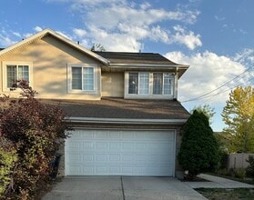 Building Photo - 776 E Scott Ave