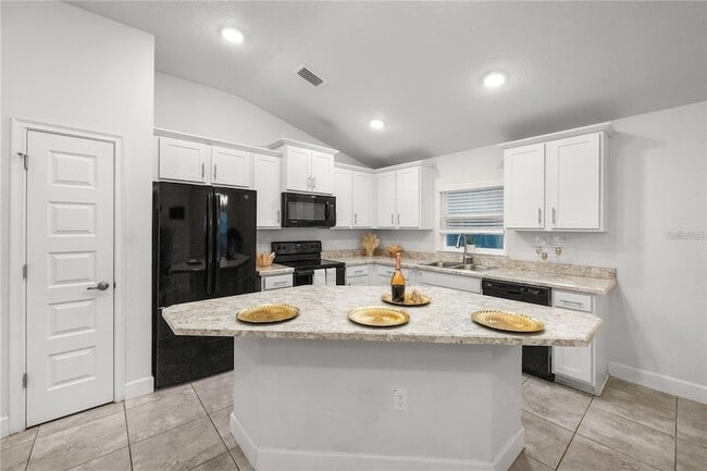 Building Photo - 14429 Potterton Cir