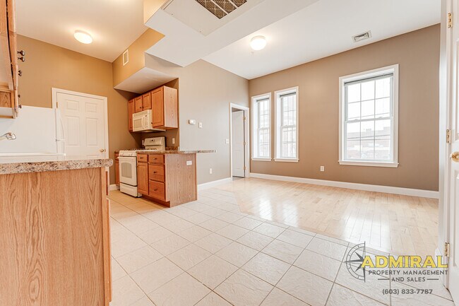 Building Photo - 282 Central Ave