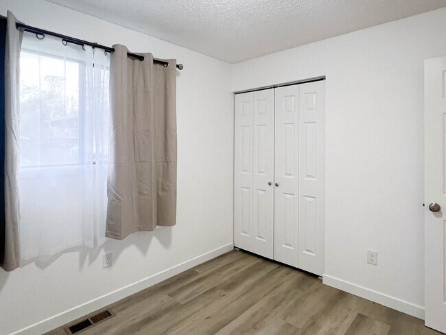 Building Photo - 7830 Kiana Cir