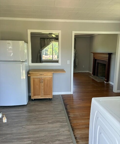 Building Photo - 204 Pear Tree Rd