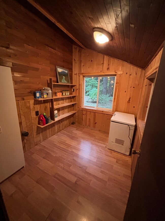 Building Photo - 51725 Jasper Ln