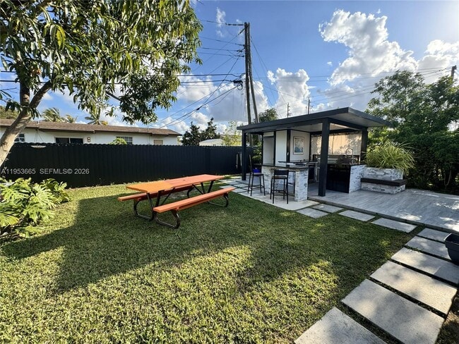 Building Photo - 10394 Fairway Heights Blvd