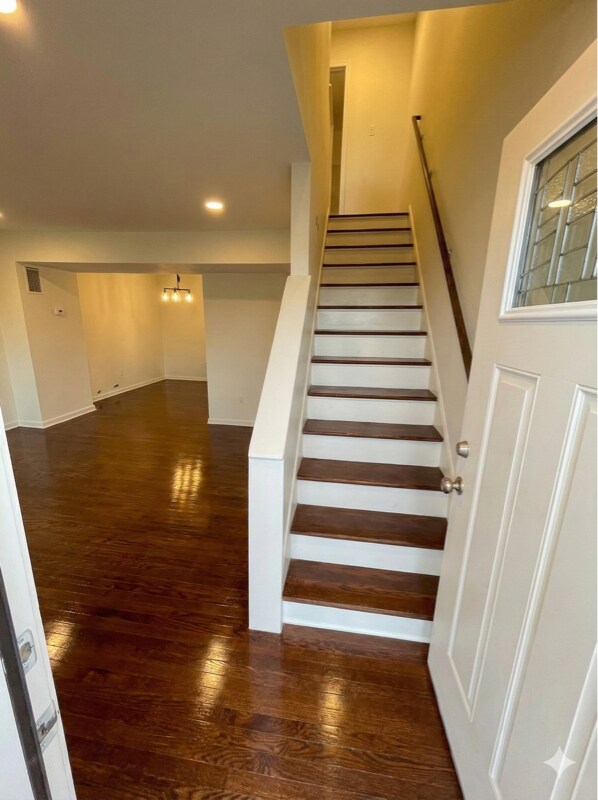 Building Photo - 122 S Shenandoah Ave