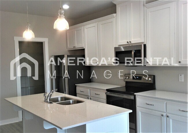 Building Photo - Home for Rent in Meridianville, AL! Available to View Now!!!