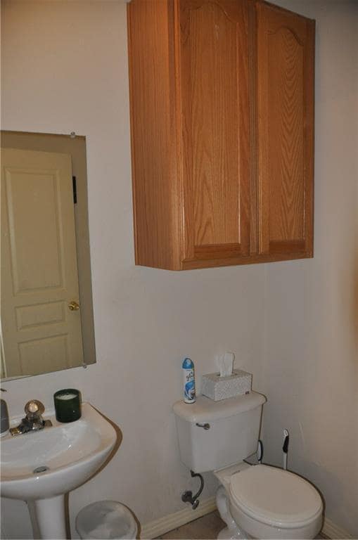 Building Photo - 609 E 49th St