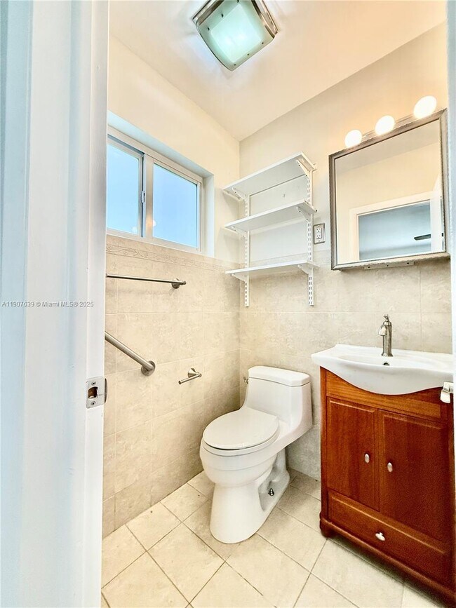 Building Photo - 1340 Miami Springs Ave