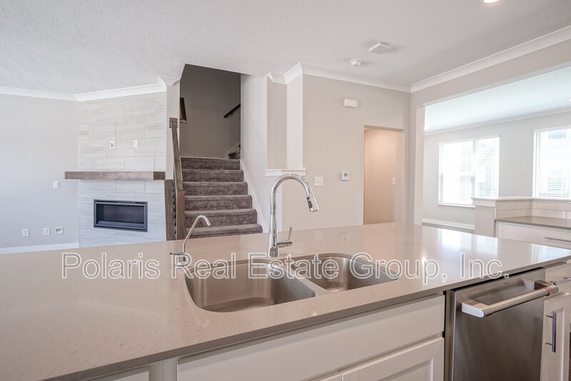 Building Photo - 8239 Bostic Dr
