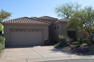 Building Photo - 9255 E Broken Arrow Dr
