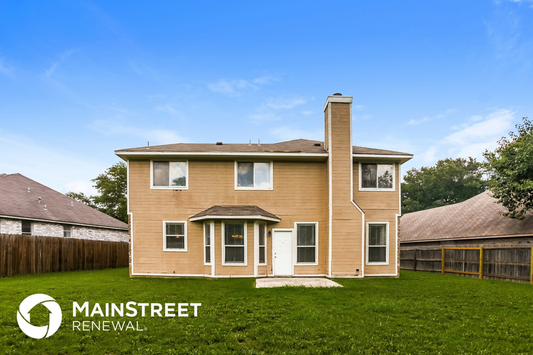 Building Photo - 8926 West Crk