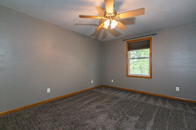 Building Photo - 3061 Stellar Eagle Dr