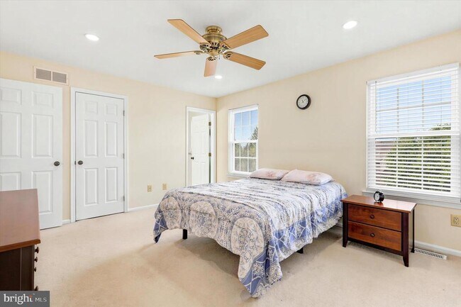 Building Photo - 438 Candlewood Way