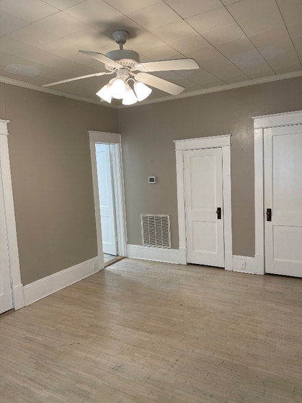 Building Photo - 609 Prospect Dr SE