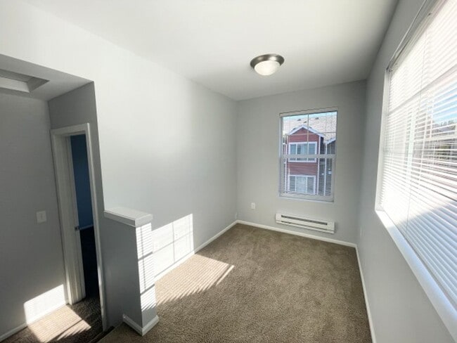 Building Photo - 3bd/3.5ba Bothell Townhouse