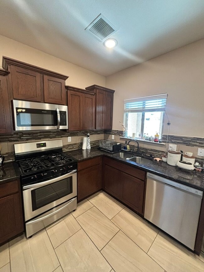 Building Photo - HOME FOR RENT IN THE UPPER VALLEY IN WEST EL PASO