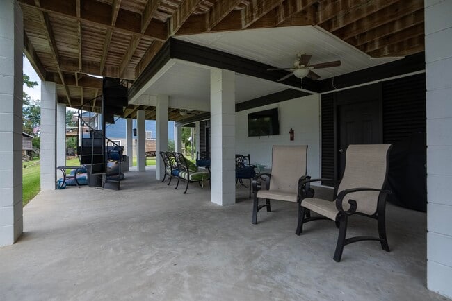Building Photo - 5004 Cypress Lake Dr