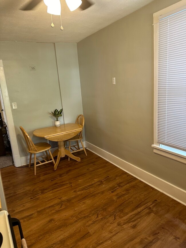 Building Photo - 79 Lynwood Ave