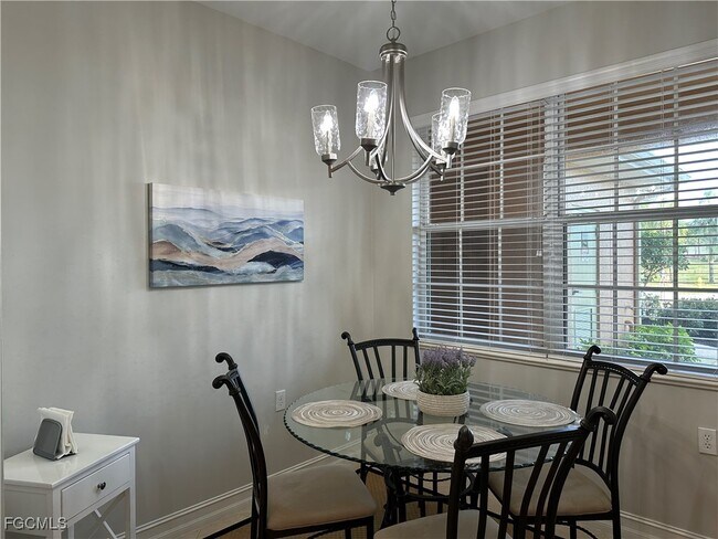 Building Photo - 10530 Amiata Way